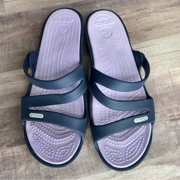 CROCS Shoes - Women’s Crocs Sandals - Size: W7